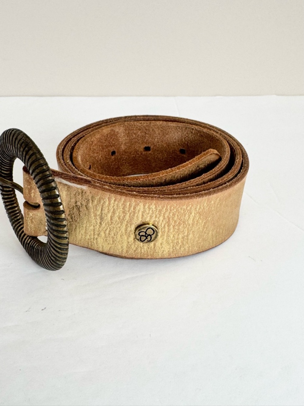 Y2K Jessica Simpson Gold Metallic Genuine Leather Belt Round Statement Buckle M - Picture 4 of 12